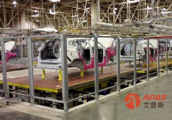 鋁型材安全防護(hù)圍欄(有機(jī)玻璃) 鋁型材安全防護(hù)圍欄(有機(jī)玻璃)