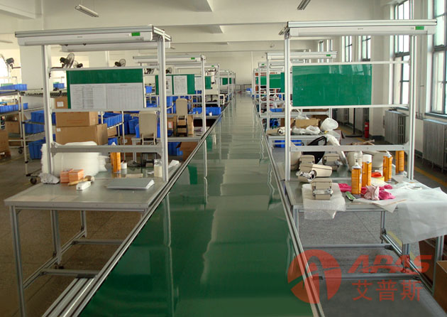 流水線車(chē)間工作臺(tái)